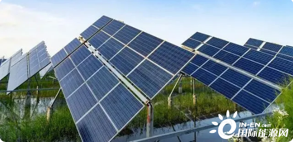 光伏膠膜：EVA 和 POE，高技術(shù)壁壘鑄造高盈利